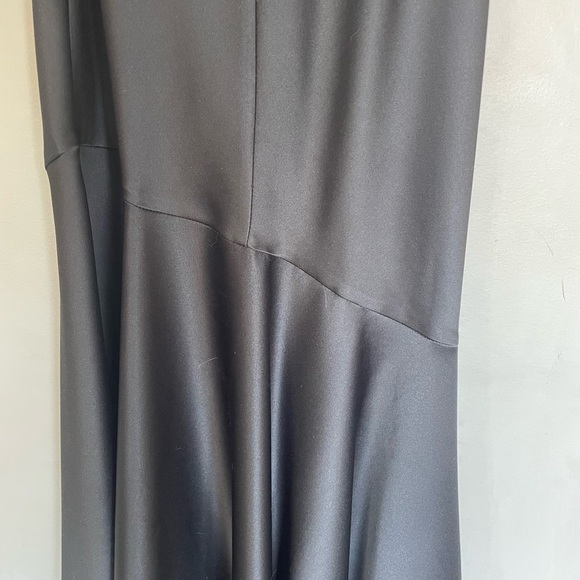 Black Sleeveless Satin Evening Gown size 4 - Picture 7 of 10